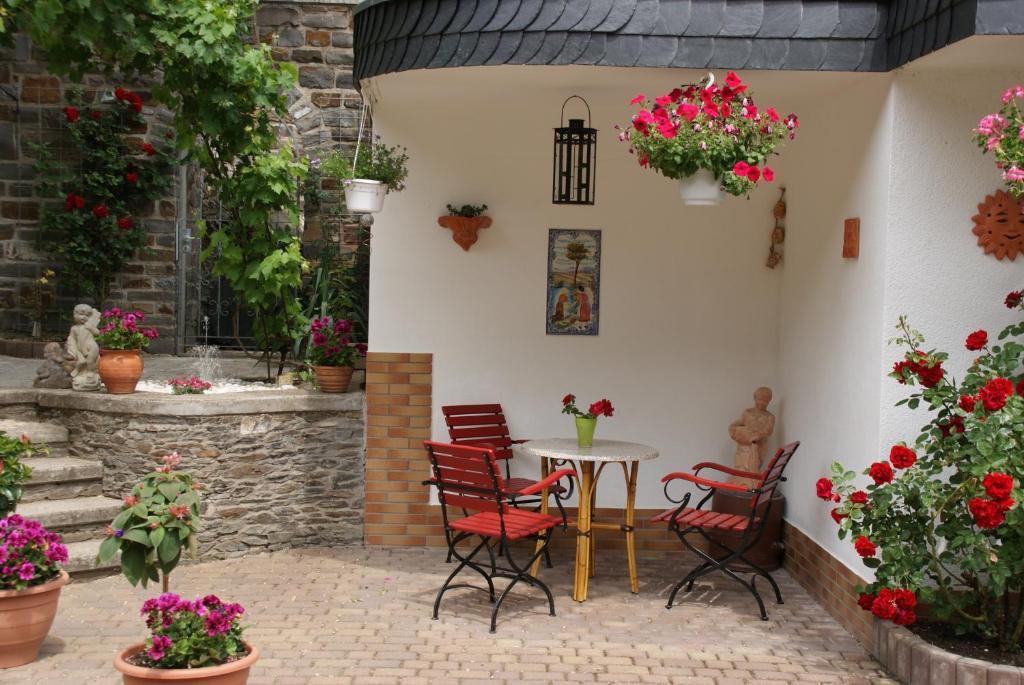 Pension Belzer Boppard Exteriör bild