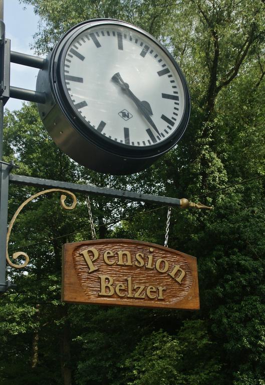 Pension Belzer Boppard Exteriör bild