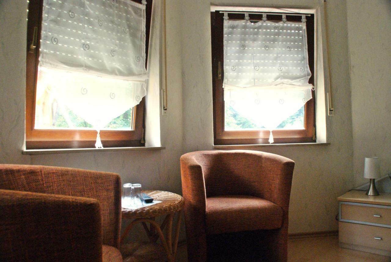 Pension Belzer Boppard Exteriör bild